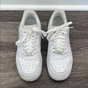 Nike Women Air Force 1 White (size 6.5)